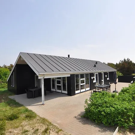 Holiday Gogevej * Henne Strand